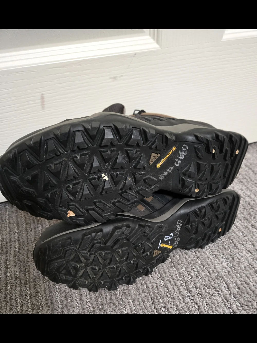 Adidas Terrex Kumacross Mid GTX Leather Hiking Boot Size 9
